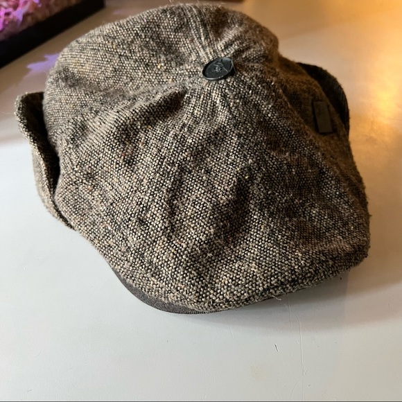 Nobis Newsboy Cap With Ear Flaps - Picture 7 of 10